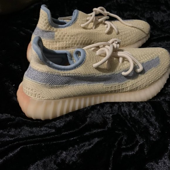 Adidas Yeezy Boost 350 V2 - Picture 2 of 5